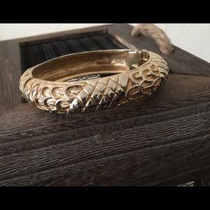 Vintage Monet gold plate dragon scale bangle hinge